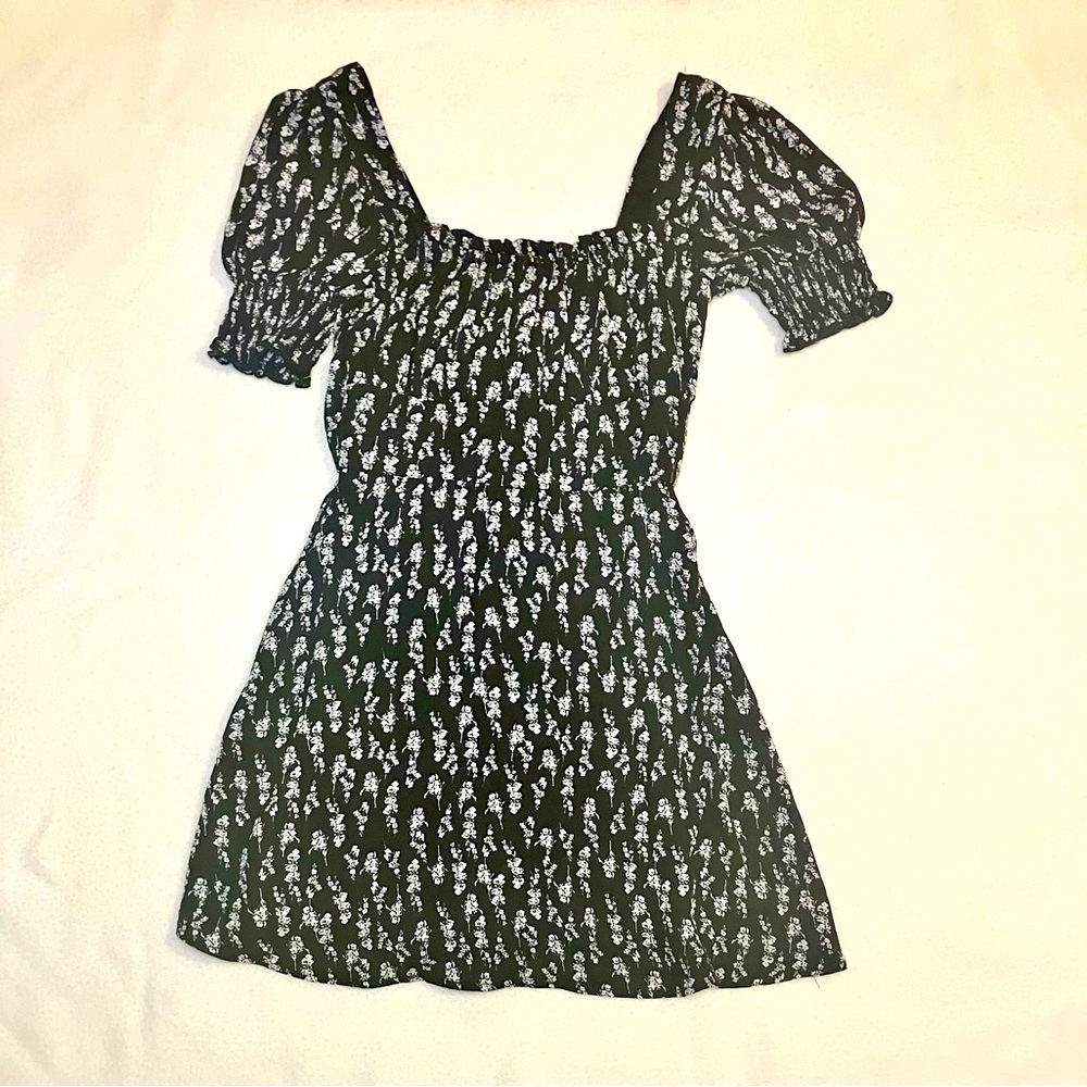 🌼 Jun & Ivy Black Floral Dress - XXS 🌼